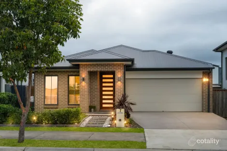 7 Rosemount Dr, Catherine Field, NSW 2557