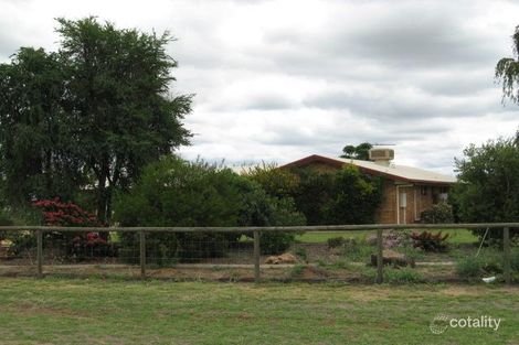 13 Ironbark Dr, Emerald, QLD 4720