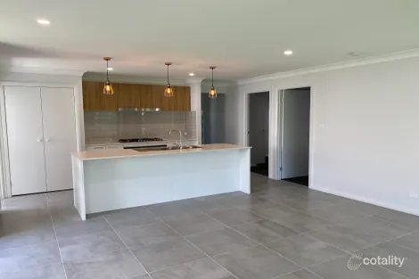 Property photo of 21 Corymbia Loop Wauchope NSW 2446