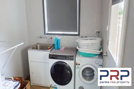 Property photo of 7 Fisher Street Parkes NSW 2870