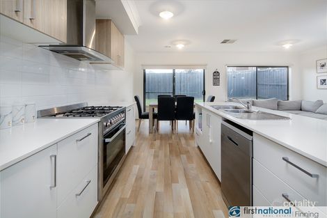Property photo of 3 Brahe Mews Clyde VIC 3978