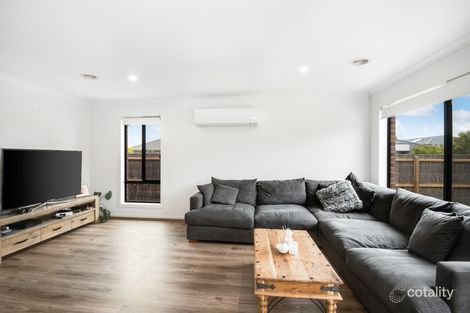 Property photo of 16 Canoe Street Armstrong Creek VIC 3217