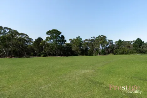 5 Poets Cl, Somersby, NSW 2250