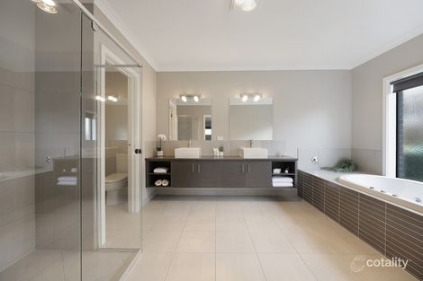 Property photo of 9 McIntyre Court Warrnambool VIC 3280