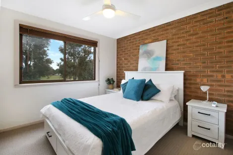 Property photo of 2/183 Baranbale Way Springdale Heights NSW 2641
