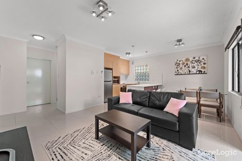 Property photo of 2/317 Boundary Street Spring Hill QLD 4000