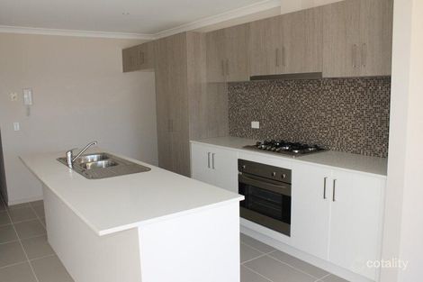 Property photo of 43 Woolybush Drive Tarneit VIC 3029