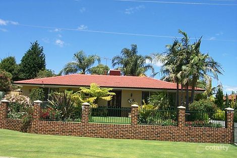 14 Brookside Ave, Kelmscott, WA 6111