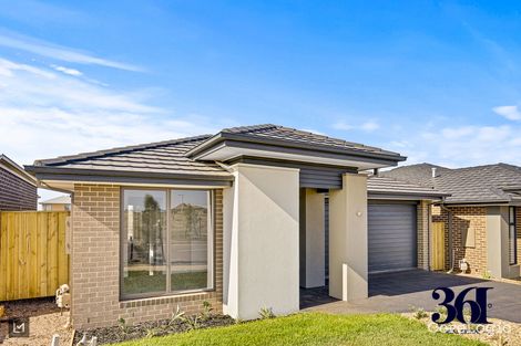 Property photo of 27 Lumley Circuit Werribee VIC 3030