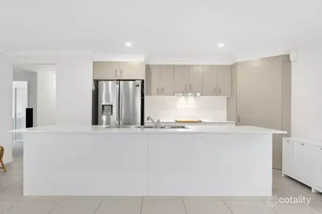 Property photo of 26 Samford Drive Holmview QLD 4207