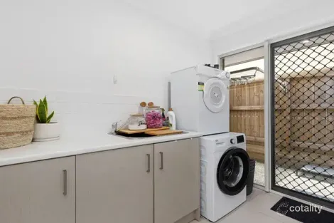 Property photo of 26 Samford Drive Holmview QLD 4207