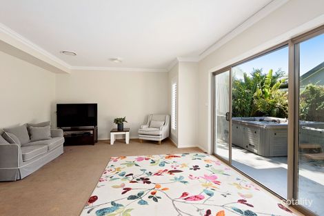 Property photo of 1 Bellbird Crescent Forestville NSW 2087