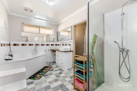 Property photo of 82 Emmett Street Golden Square VIC 3555