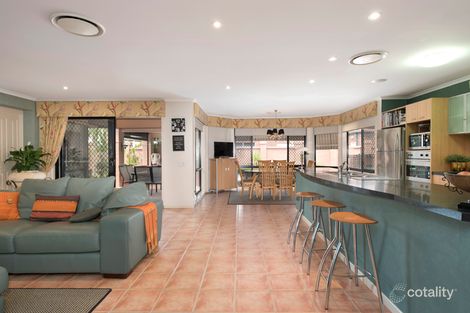 Property photo of 42 Lakeside Circuit Sinnamon Park QLD 4073