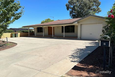 Property photo of 8 Doolan Crescent Griffith NSW 2680
