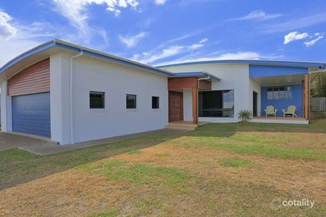 Property photo of 2 Arthur Brown Court Coral Cove QLD 4670