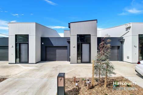 7 Wattlebird Ct, Sunshine North, VIC 3020