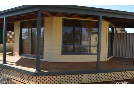 Property photo of 39 Aquila Boulevard Roxby Downs SA 5725