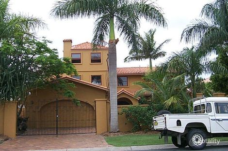 Property photo of 18 Rannock Avenue Benowa QLD 4217