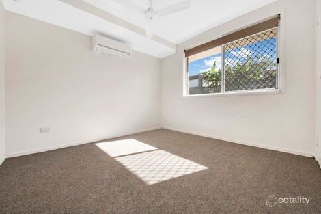 Property photo of 16 Mycumbene Way Glen Eden QLD 4680