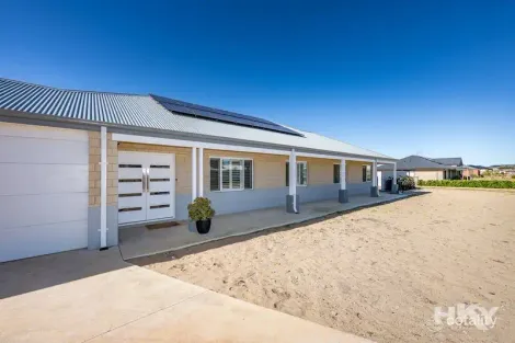 Property photo of 24 Narik Grove Chittering WA 6084