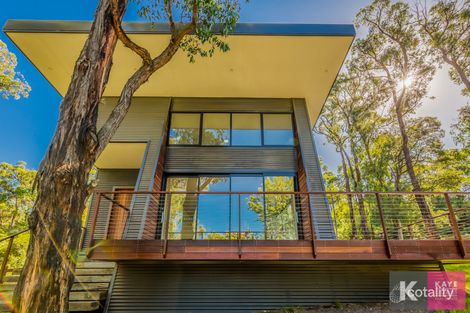 18 First Ave, Cockatoo, VIC 3781