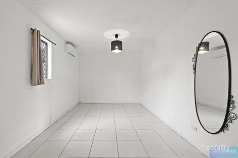 Property photo of 12 Black Diamond Crescent Edens Landing QLD 4207