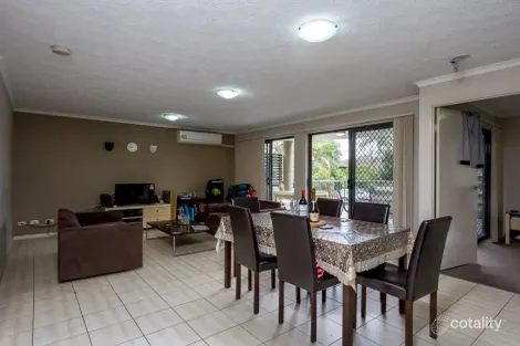 Property photo of 13/6 Omeo Street Macgregor QLD 4109