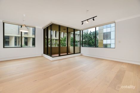 Property photo of 305/39 McLaren Street North Sydney NSW 2060
