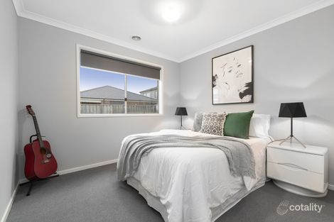 Property photo of 30 Moorgate Road Clyde North VIC 3978