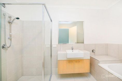 Property photo of 2/31 Highland Terrace Little Mountain QLD 4551