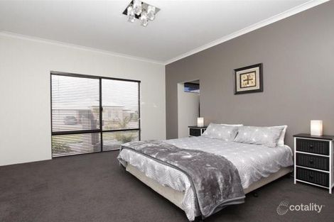 Property photo of 11 Starke Turn Ellenbrook WA 6069