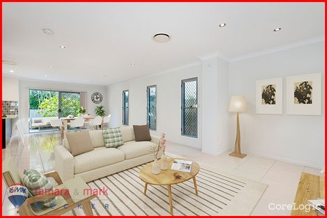 Property photo of 3/15 Seaview Lane Shorncliffe QLD 4017