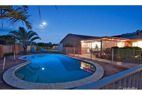 Property photo of 2 Balmoral Street Pottsville NSW 2489