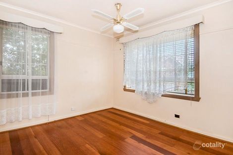 Property photo of 6 Fidge Court Jacana VIC 3047
