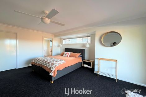 Property photo of 18 Barber Close Tallwoods Village NSW 2430