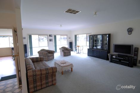 3 Billabong Pl, Deniliquin, NSW 2710