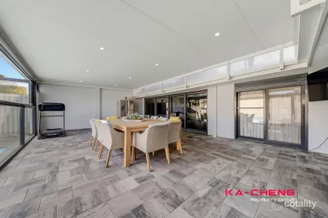 Property photo of 196 Widgee Road Noranda WA 6062