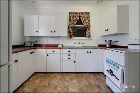 Property photo of 10 Duffy Place Yass NSW 2582