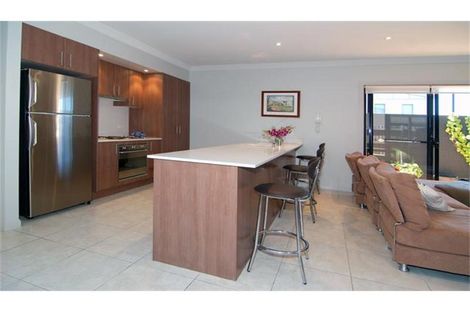Property photo of 22 Shearwater Drive Warriewood NSW 2102