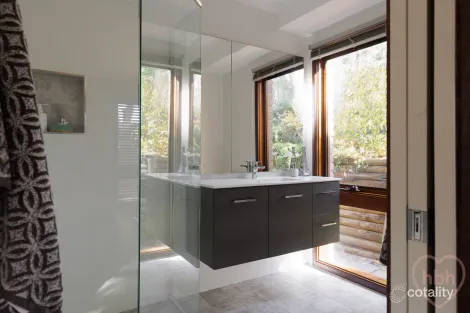 Property photo of 48 Jaeger Circuit Bruce ACT 2617
