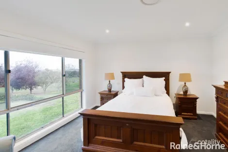 Property photo of 21 Brucedale Drive Brucedale NSW 2650