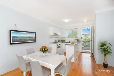 Property photo of 5/43 Hunter Street Greenslopes QLD 4120