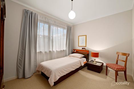 Property photo of 32 Lowanna Street Braddon ACT 2612