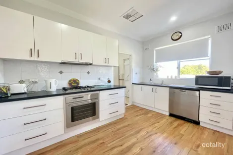 Property photo of 53 Cecile Street Parkes NSW 2870