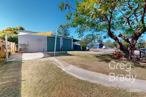 Property photo of 25 Railway Parade St Lawrence QLD 4707