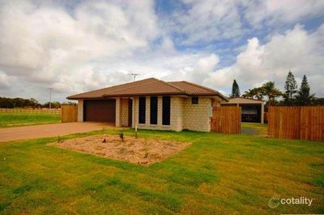 Property photo of 16 Riviera Way Mulambin QLD 4703