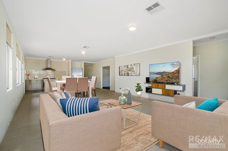 Property photo of 15 Fulvous Loop Eglinton WA 6034