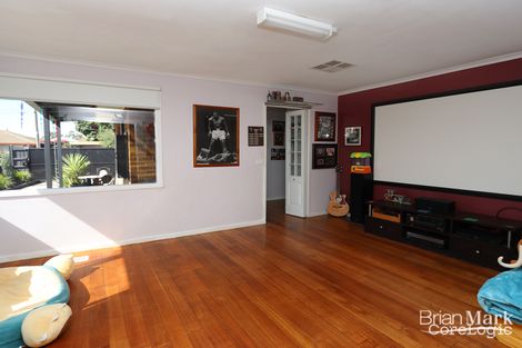 Property photo of 10 Bunton Court Werribee VIC 3030