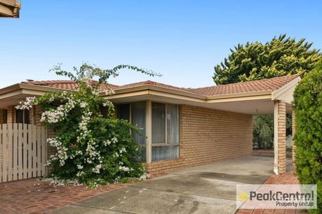 Property photo of 24 Urbahns Crescent Bateman WA 6150